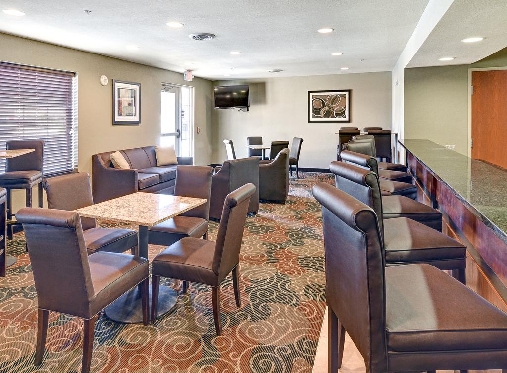 Cobblestone Inn & Suites - Big Lake Exteriör bild