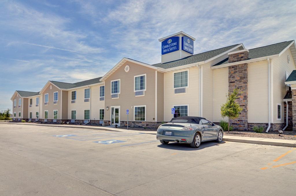 Cobblestone Inn & Suites - Big Lake Exteriör bild
