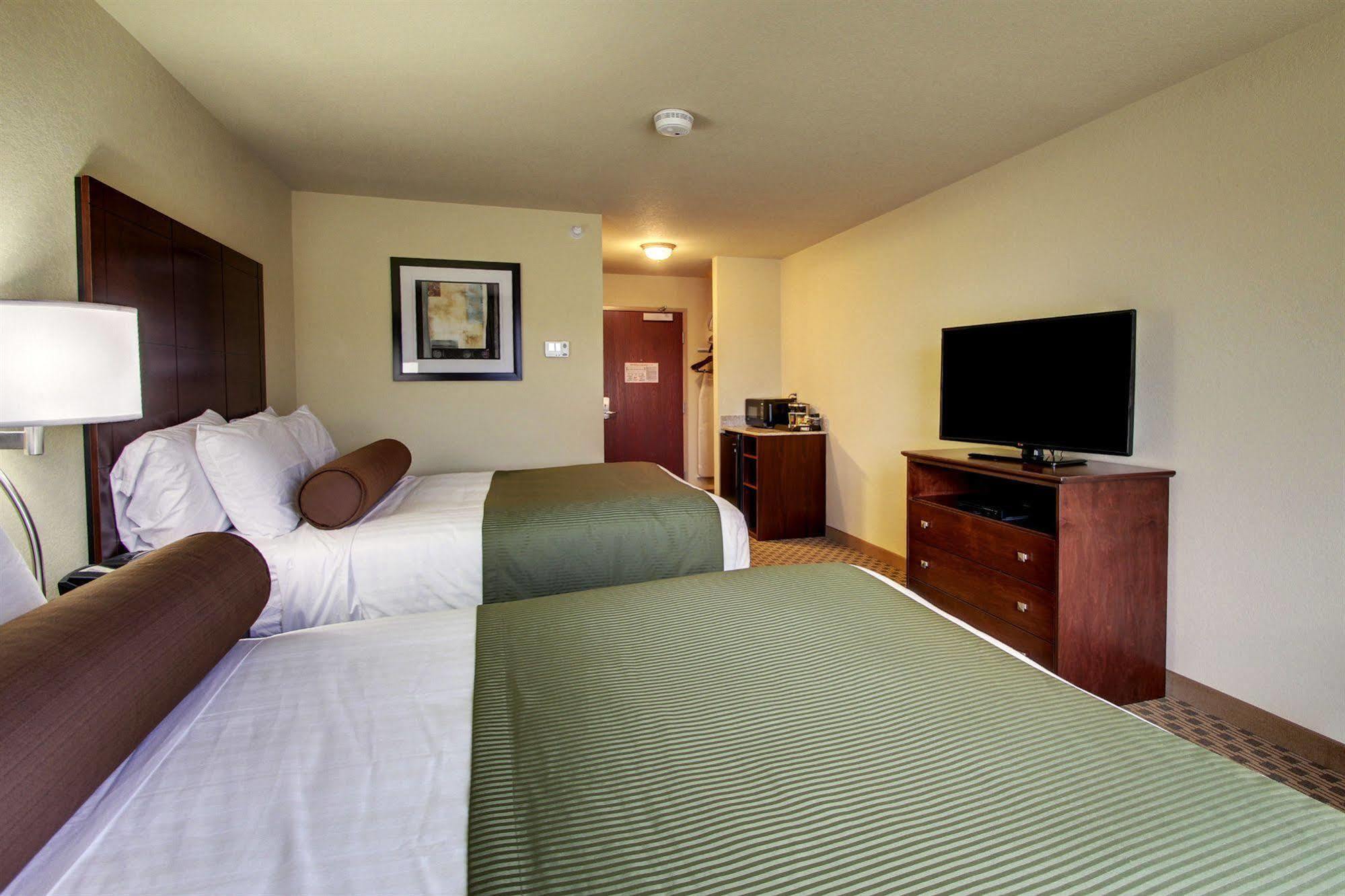 Cobblestone Inn & Suites - Big Lake Exteriör bild